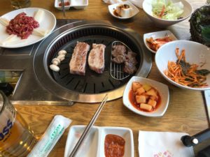 明洞でサムギョプサルなら安くて美味しいオススメ店「黄金牧場」日本語OK!